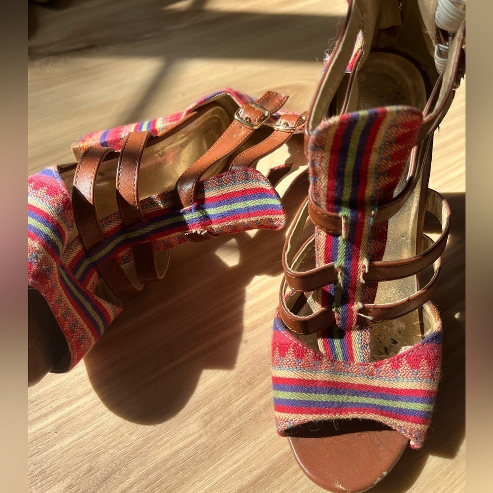 Strappy printed block heels